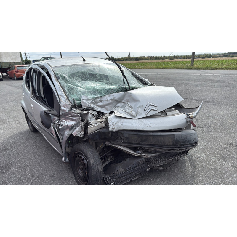 Lunette arriere CITROEN C1 1 Photo n°8