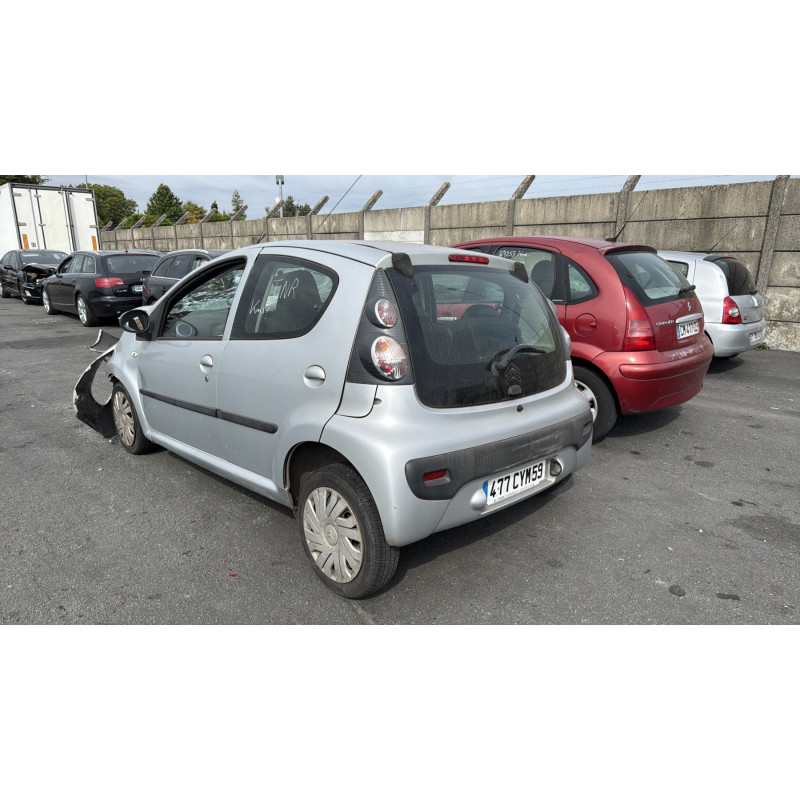 Lunette arriere CITROEN C1 1 Photo n°10