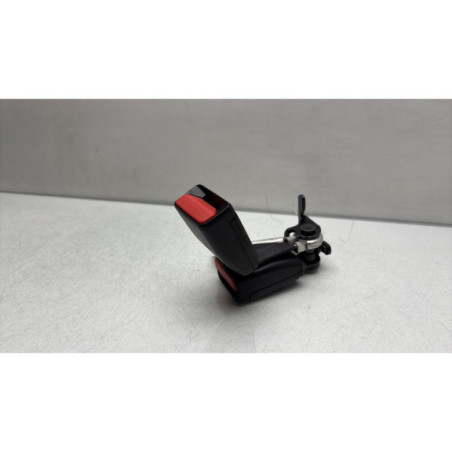 Attache ceinture arriere droit PEUGEOT 2008 1 Photo n°1