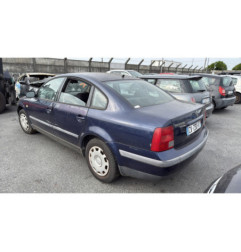 Aile avant droit VOLKSWAGEN PASSAT 4