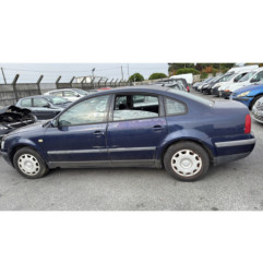 Aile avant droit VOLKSWAGEN PASSAT 4