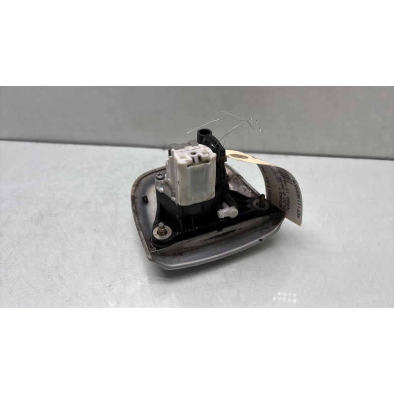 Bouton de coffre RENAULT CLIO 2 Photo n°4
