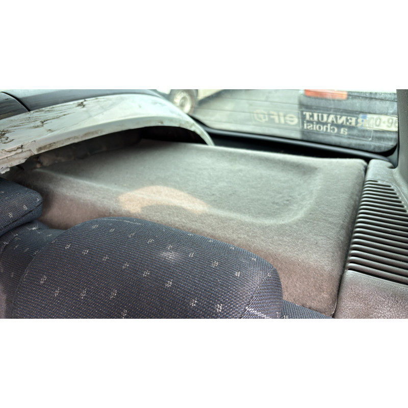 Bouton de coffre RENAULT CLIO 2 Photo n°17