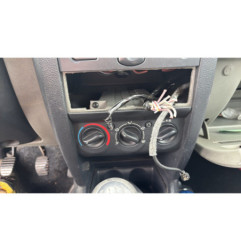 Bouton de coffre RENAULT CLIO 2