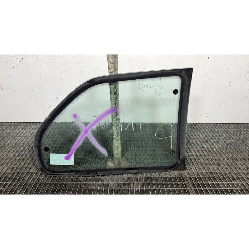 Custode arriere gauche PEUGEOT 306 Photo n°4