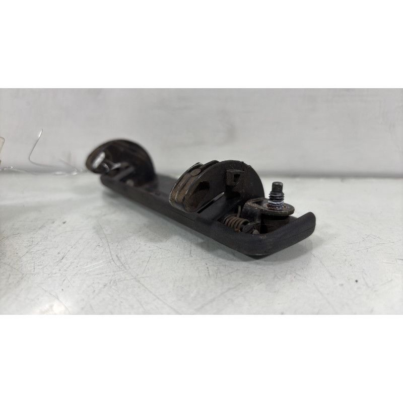 Poignee porte arriere gauche RENAULT CLIO 1 Photo n°3