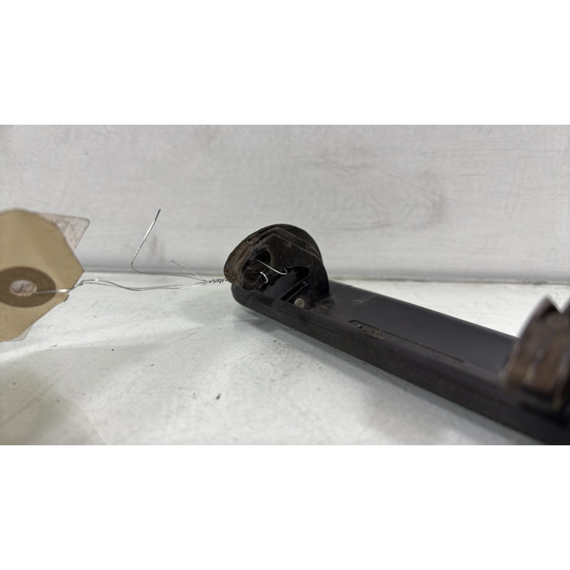 Poignee porte arriere gauche RENAULT CLIO 1 Photo n°4