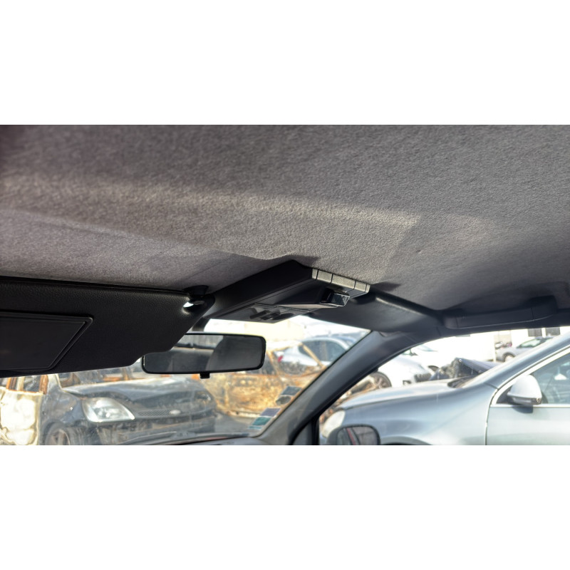 Poignee porte arriere gauche RENAULT CLIO 1 Photo n°18