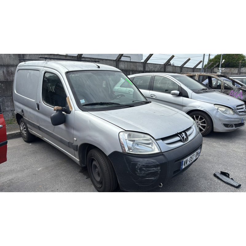 Poignee hayon PEUGEOT PARTNER 1 Photo n°5