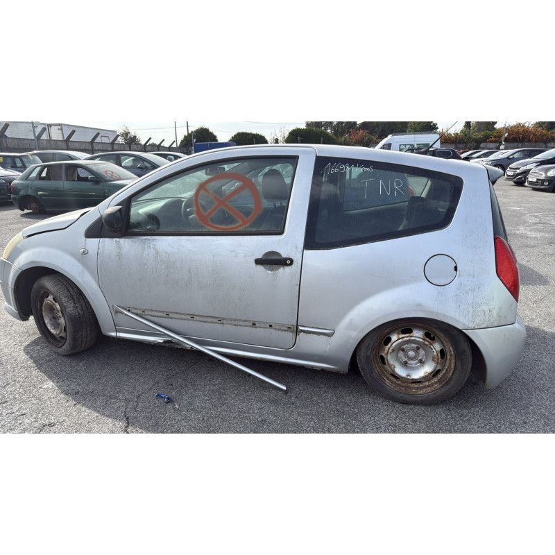 Porte avant droit CITROEN C2 Photo n°14