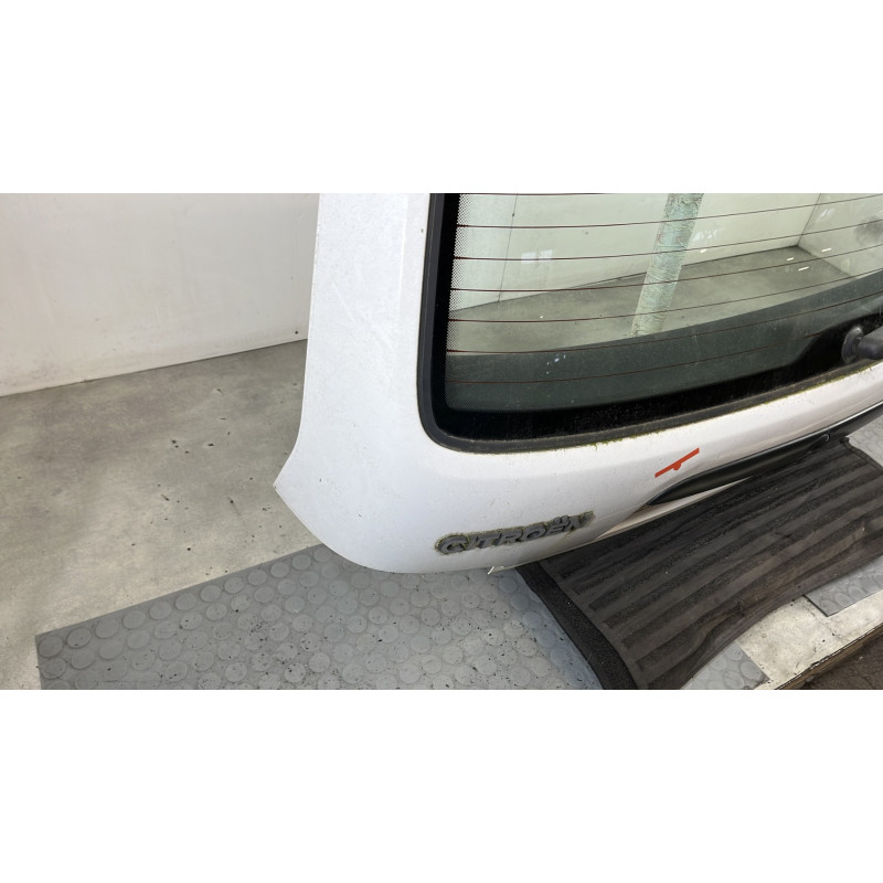 Malle/Hayon arriere CITROEN SAXO Photo n°9