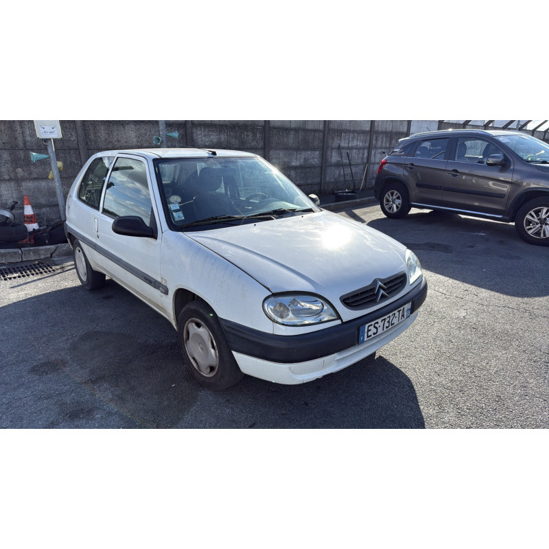 Malle/Hayon arriere CITROEN SAXO Photo n°17