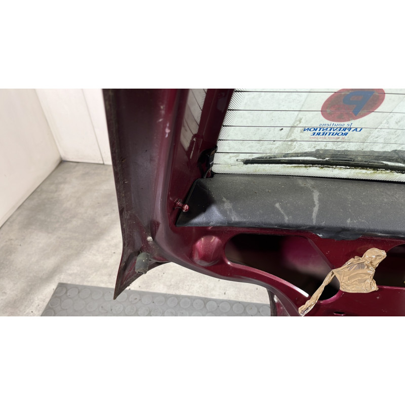 Malle/Hayon arriere CITROEN SAXO Photo n°9