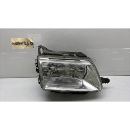 Optique avant principal droit (feux)(phare) CITROEN SAXO Photo n°1