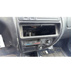 Poignee interieur avant droit CITROEN SAXO
