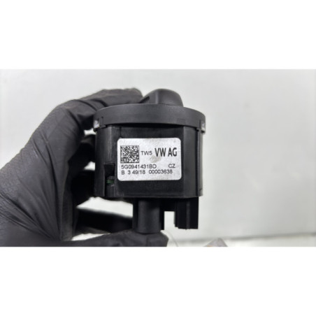 Commande de phare VOLKSWAGEN TOURAN 3