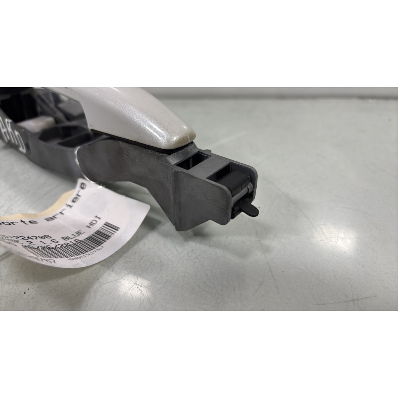 Poignee porte arriere droit PEUGEOT 5008 1 Photo n°4