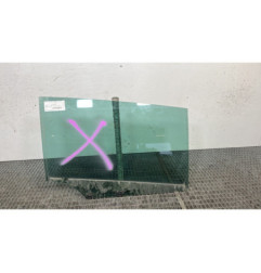 Vitre arriere droit PEUGEOT 5008 1 Photo n°1