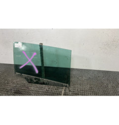 Vitre arriere droit PEUGEOT 5008 1