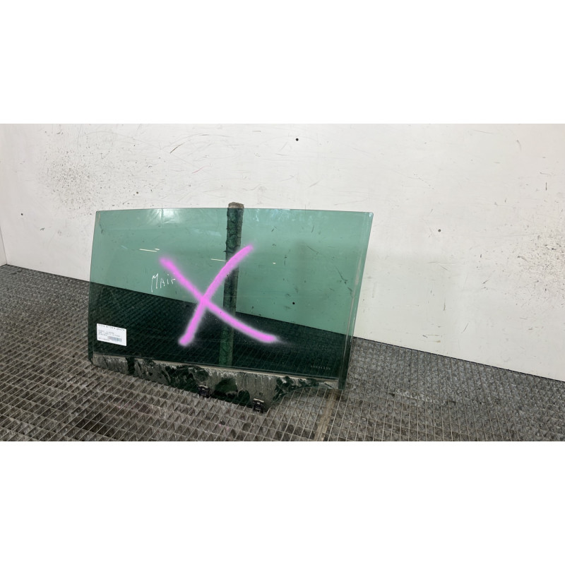 Vitre arriere gauche PEUGEOT 5008 1 Photo n°3