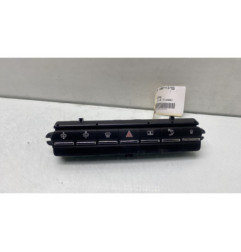 Bouton de warning PEUGEOT 5008 1 Photo n°1