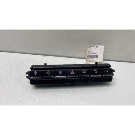 Bouton de warning PEUGEOT 5008 1 Photo n°1