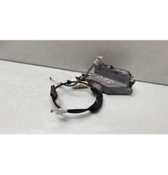 Serrure arriere droit PEUGEOT 5008 1