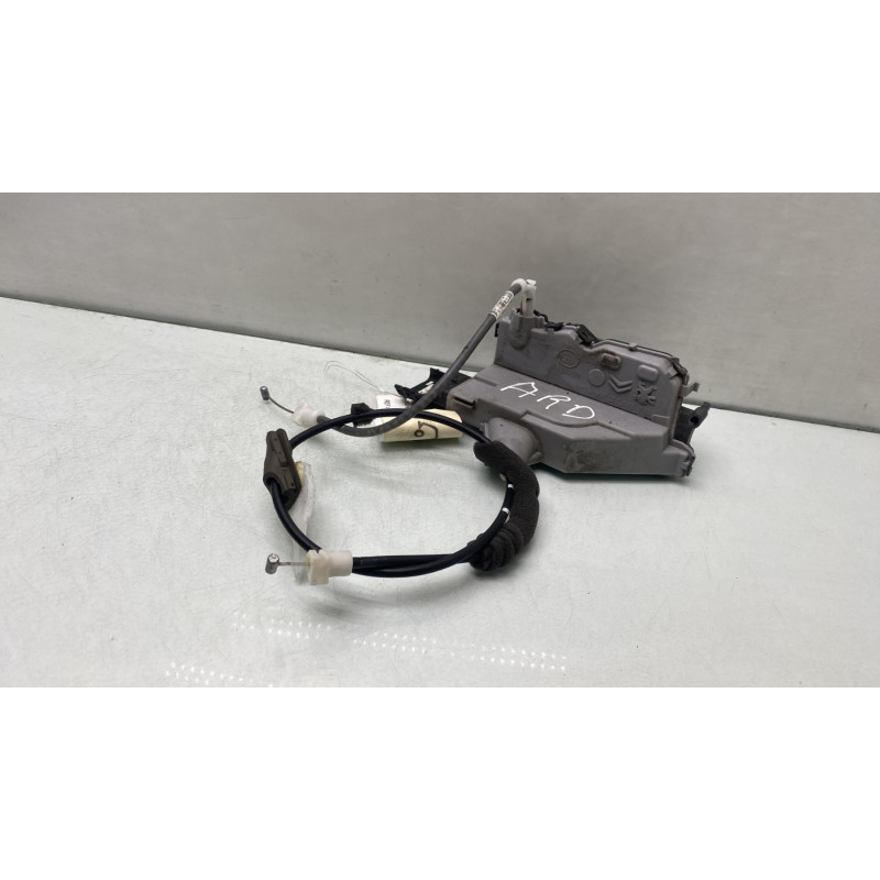 Serrure arriere droit PEUGEOT 5008 1 Photo n°2