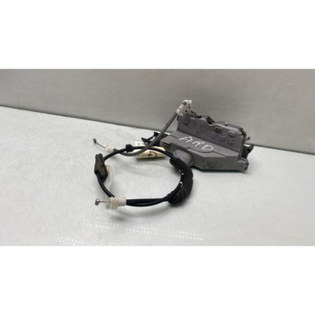 Serrure arriere droit PEUGEOT 5008 1