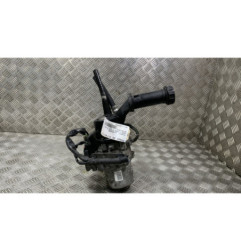 Pompe de direction PEUGEOT 5008 1