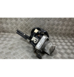 Pompe de direction PEUGEOT 5008 1