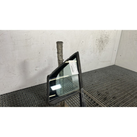 Custode avant gauche (porte) PEUGEOT 5008 1
