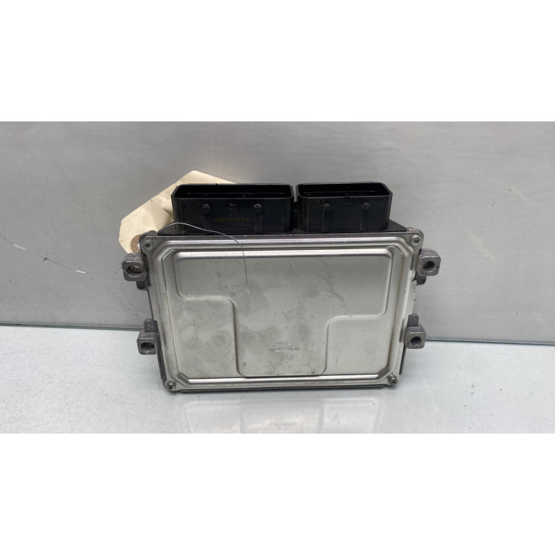 Calculateur moteur PEUGEOT 208 1 Photo n°4