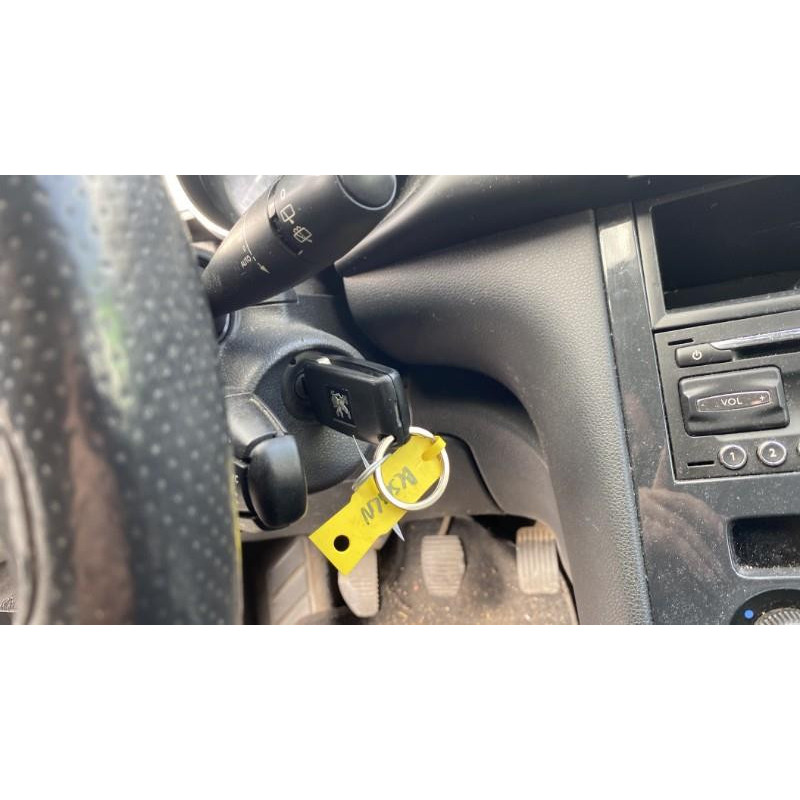 Bouton de warning PEUGEOT 3008 1 Photo n°20