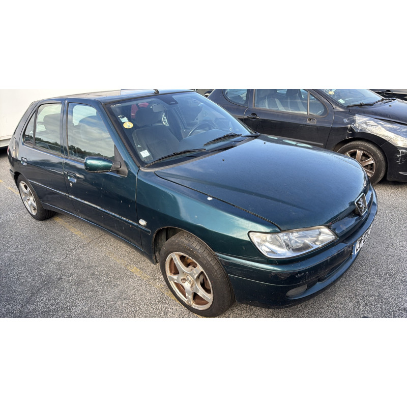 Aile avant gauche PEUGEOT 306 Photo n°9
