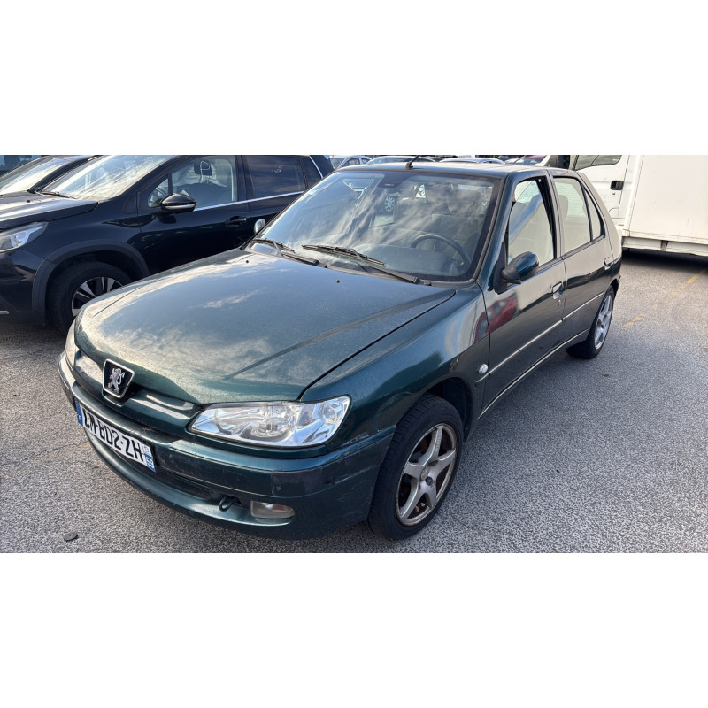 Porte avant gauche PEUGEOT 306 Photo n°10