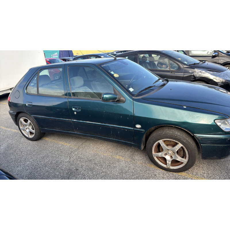 Porte avant gauche PEUGEOT 306 Photo n°16