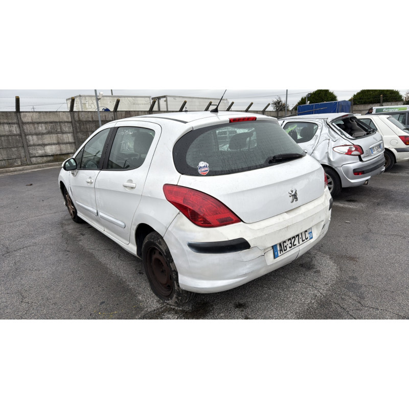Vitre arriere gauche PEUGEOT 308 1 Photo n°8
