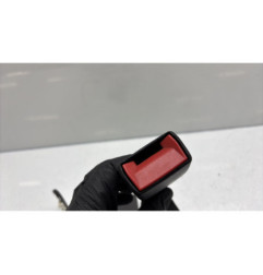 Attache ceinture arriere gauche PEUGEOT 308 2