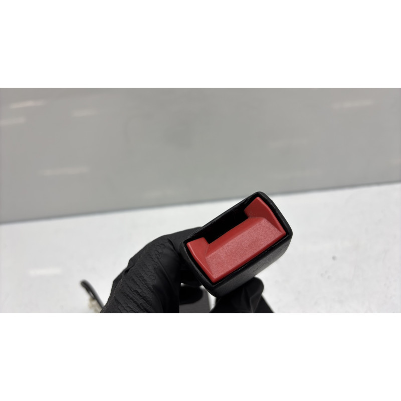 Attache ceinture arriere gauche PEUGEOT 308 2 Photo n°4