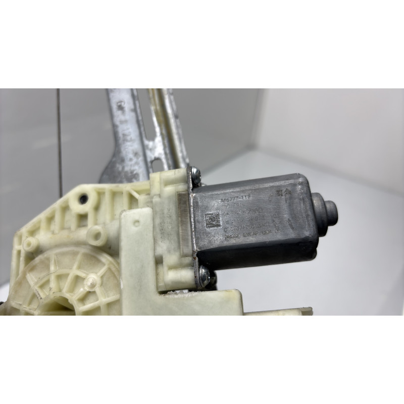 Leve vitre electrique arriere droit PEUGEOT 308 2 Photo n°5