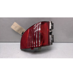 Anti brouillard arriere droit PEUGEOT 2008 1 Photo n°1