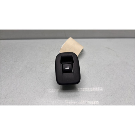 Interrupteur de leve vitre arriere gauche PEUGEOT 2008 1 Photo n°1
