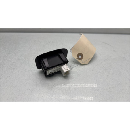Interrupteur de leve vitre arriere gauche PEUGEOT 2008 1