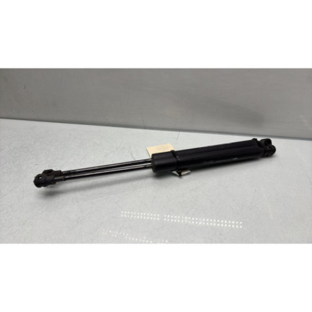 Verin de coffre PEUGEOT 2008 1