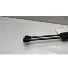Verin de coffre PEUGEOT 2008 1