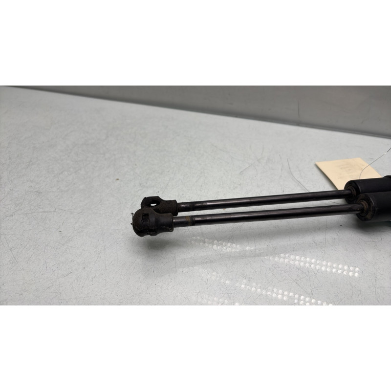 Verin de coffre PEUGEOT 2008 1 Photo n°4
