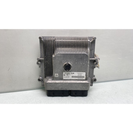 Calculateur moteur PEUGEOT 2008 1 Photo n°1