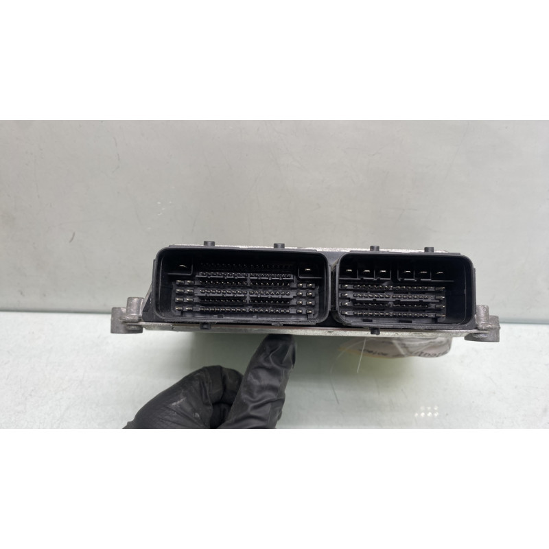 Calculateur moteur PEUGEOT 2008 1 Photo n°3