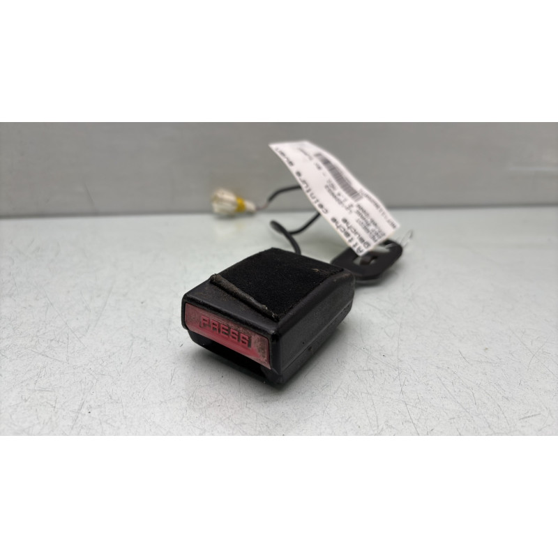 Attache ceinture avant gauche PEUGEOT 207 Photo n°1